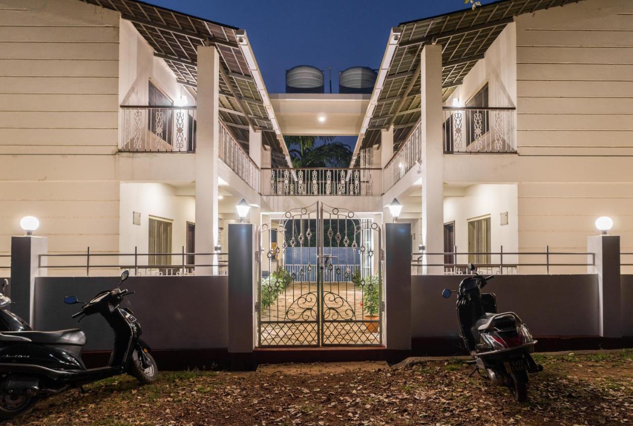 Marine Studios Le Pension Candolim Dış mekan fotoğraf