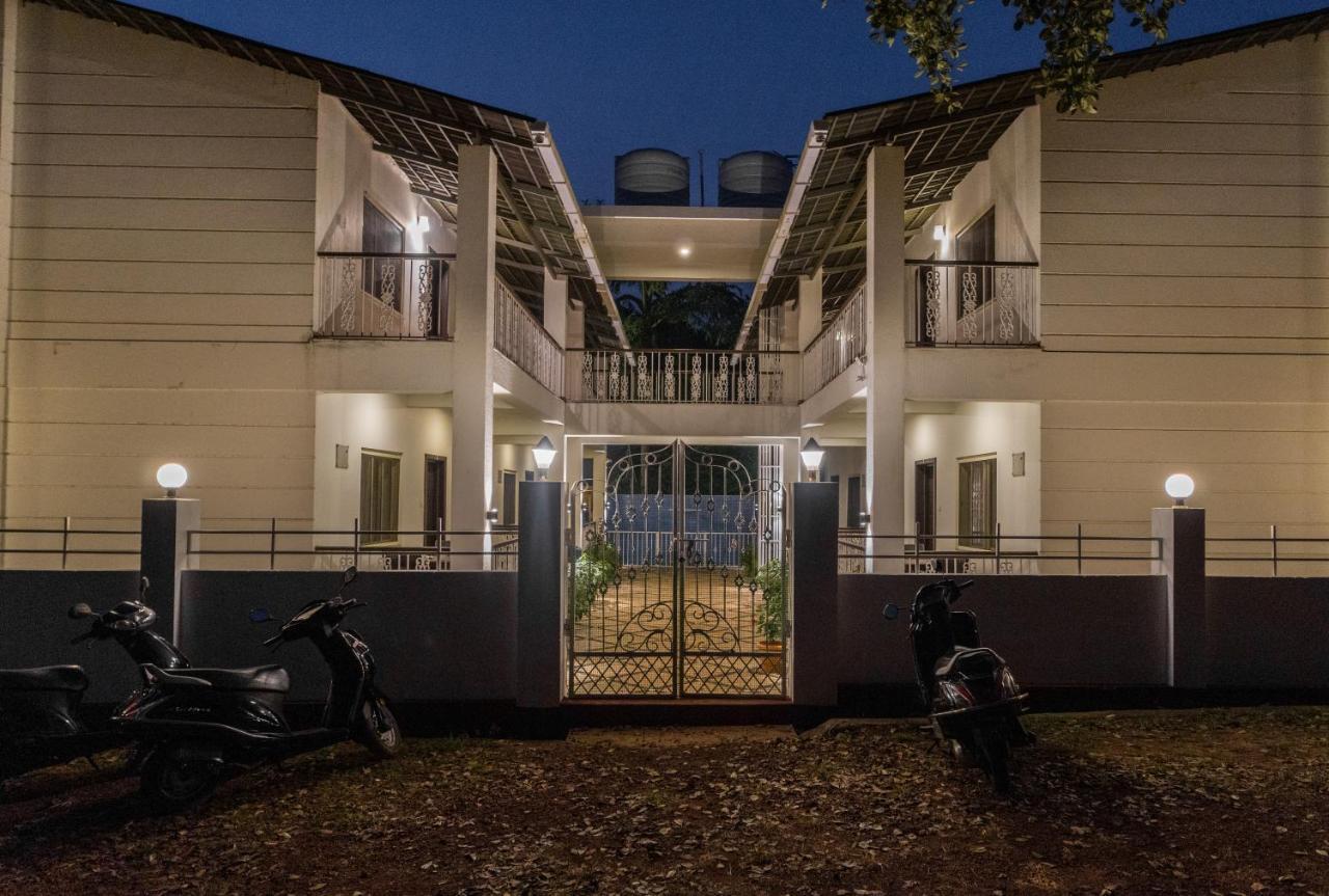 Marine Studios Le Pension Candolim Dış mekan fotoğraf